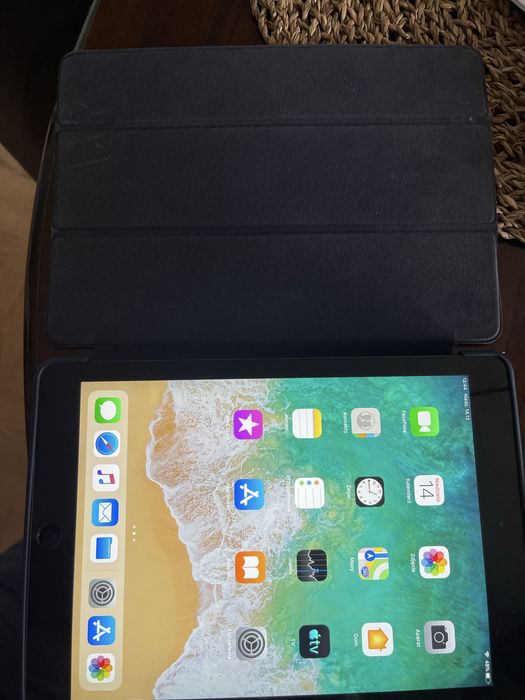 Ipad Air space gray