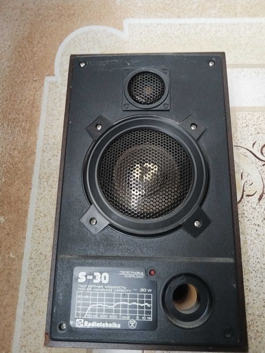 Продам музыкальный центр Радиотехника