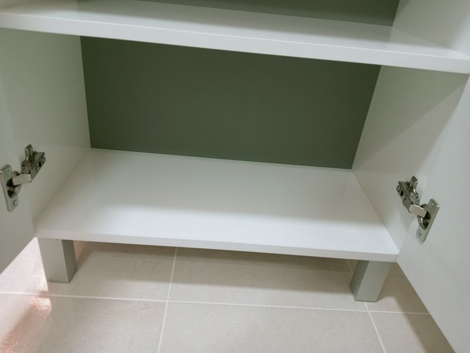 Móvel de sala ou casa de banho ou cozinha