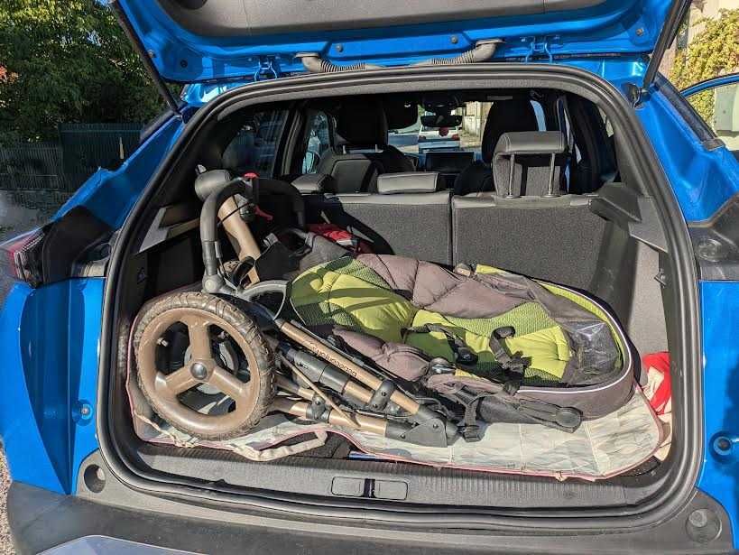 carrinho de bebé e ovo bebeconfort