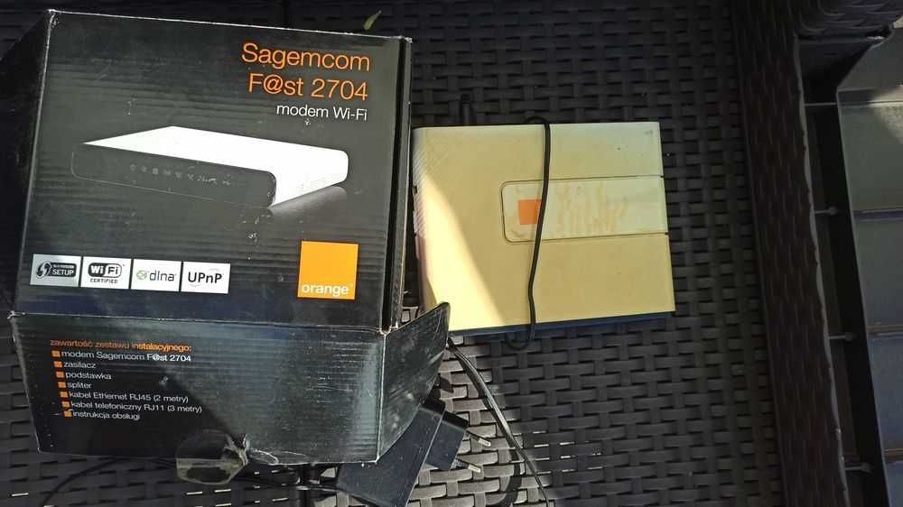 Router sagemcom fast 2704