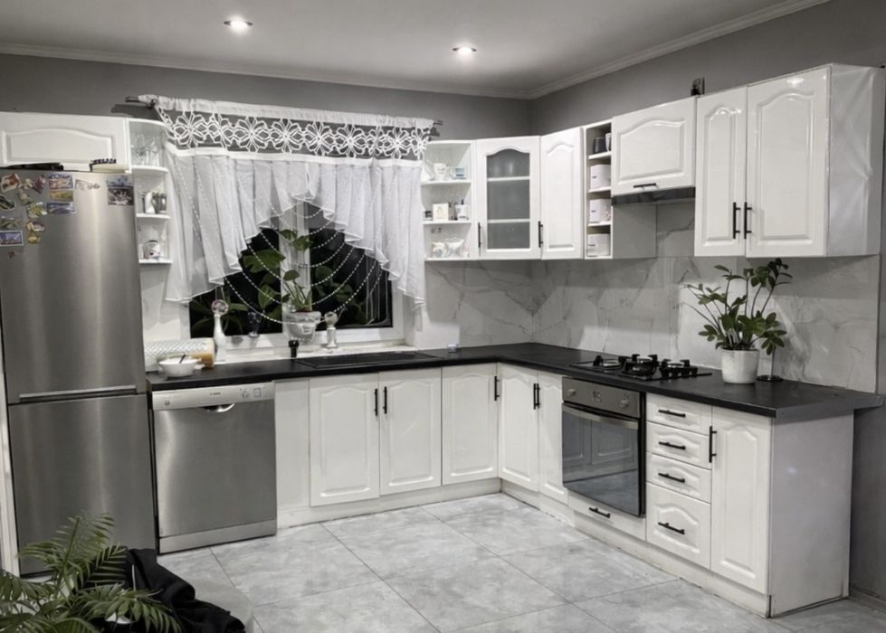 Meble białe kuchenne