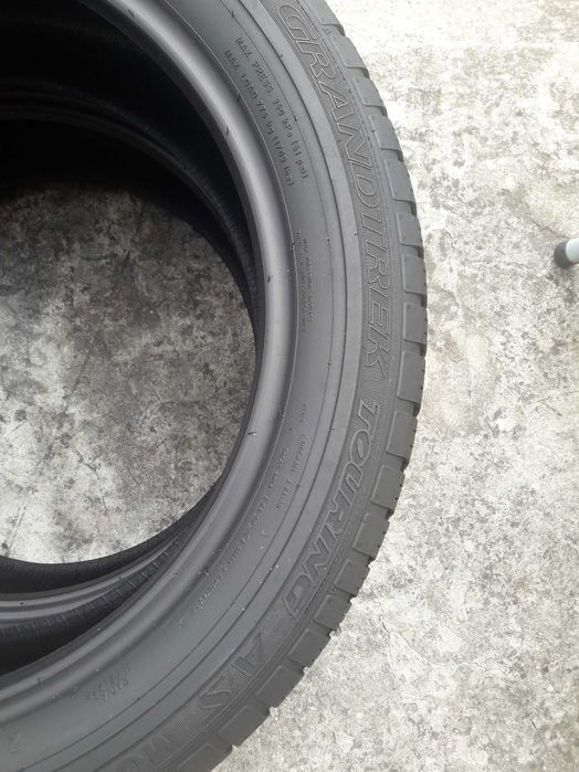 Lato Dunlop 235/50 R19 6.2mm