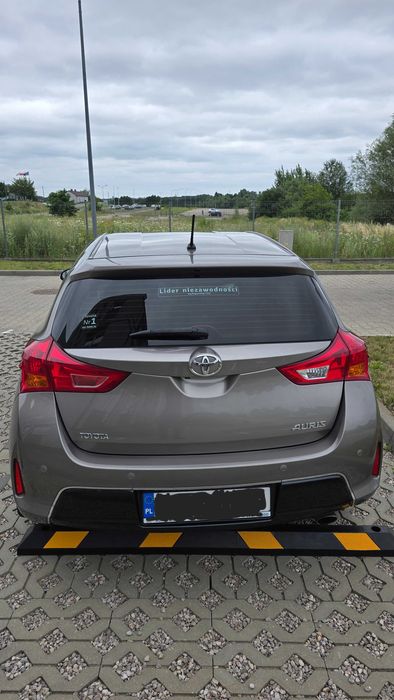 Toyota  Auris 1.6