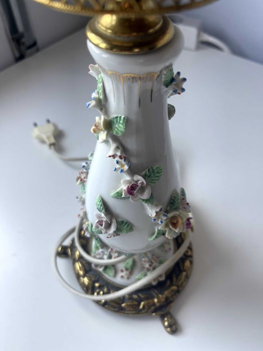 Conjunto de 2 candeeiros antigos em porcelana