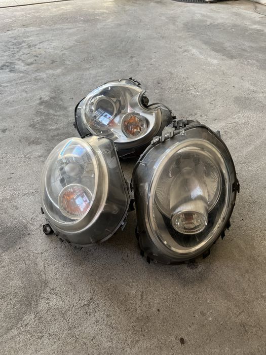 Farois mini r 56 dois normais mais um xenon