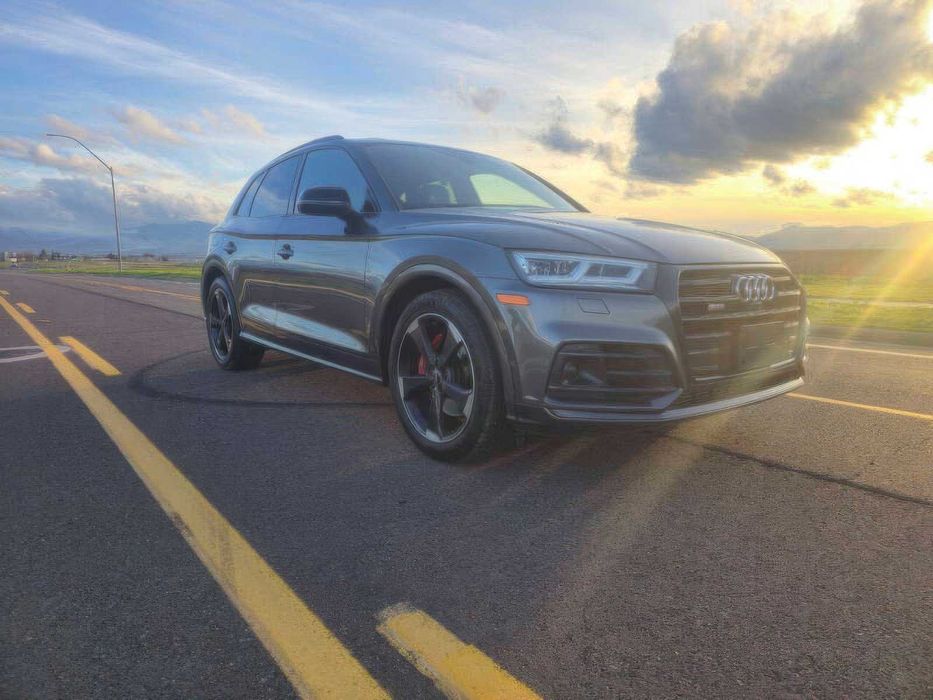 Audi SQ5      2019