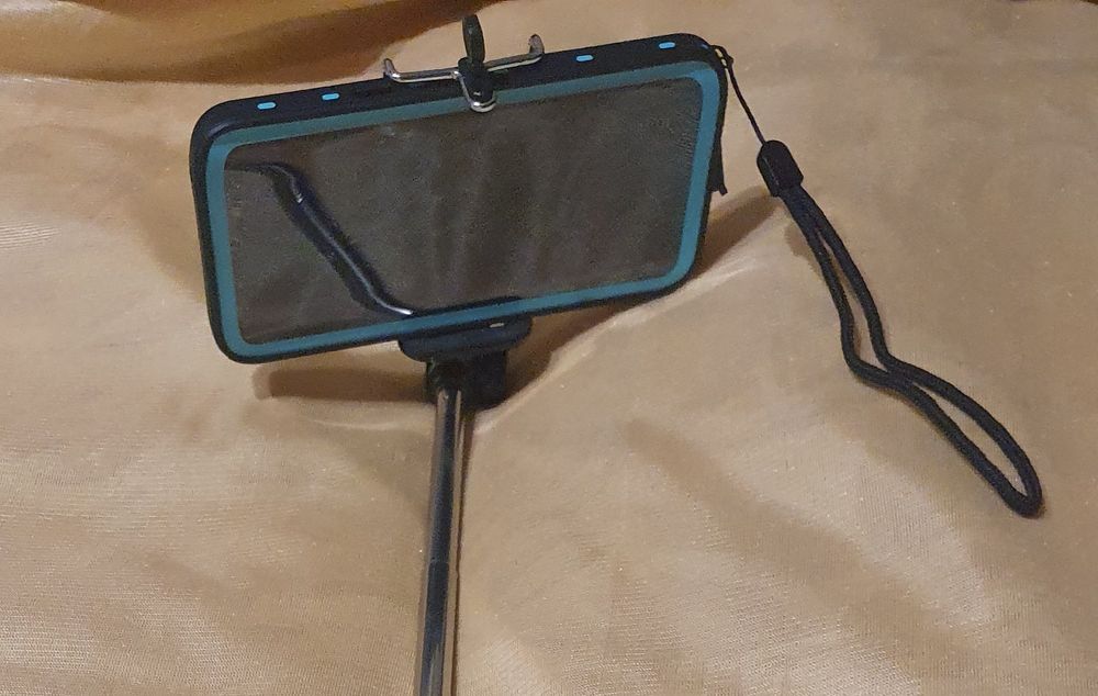 Автомобильный держатель телефона.Селфи палка 50см