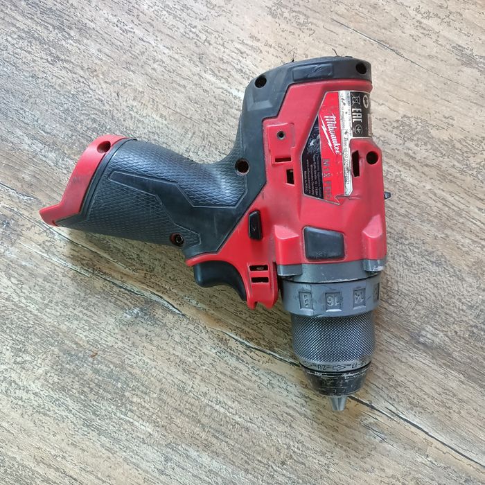 Milwaukee M12 FDD Części Europa