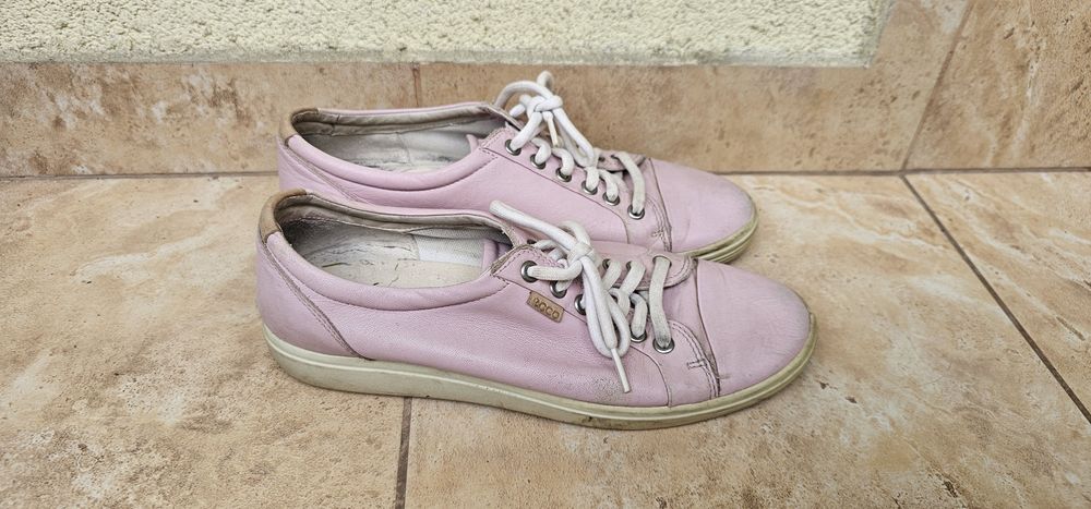 Damskie buty skórzane ECCO rozmiar 40 wkładka 25,5cm używane