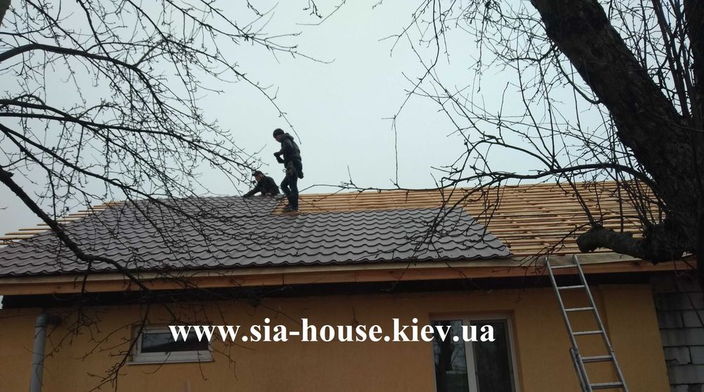 Покрівельні роботи, ремонт дахів, усунені протікання даху, водостік