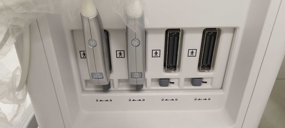 Aparatu USG GE Vivid T8 PRO