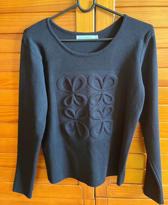 Roupas novas variadas