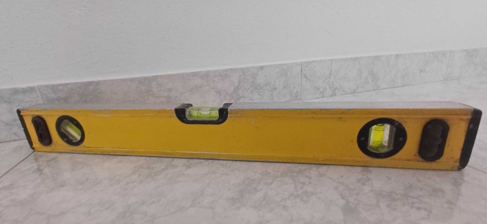 Nível de Alumínio 3 Bolhas 50 cm