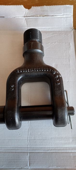 Wkrętka Hak Mercedes Actros 4/5