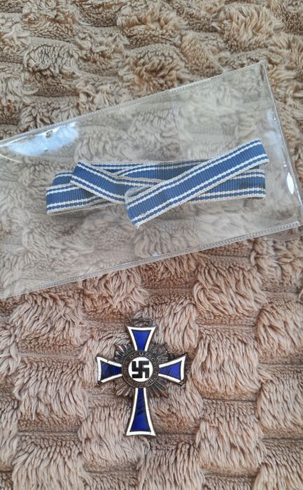III Rzesza odznaka krzyż matki swastyka NSDAP wojna militaria wojsko