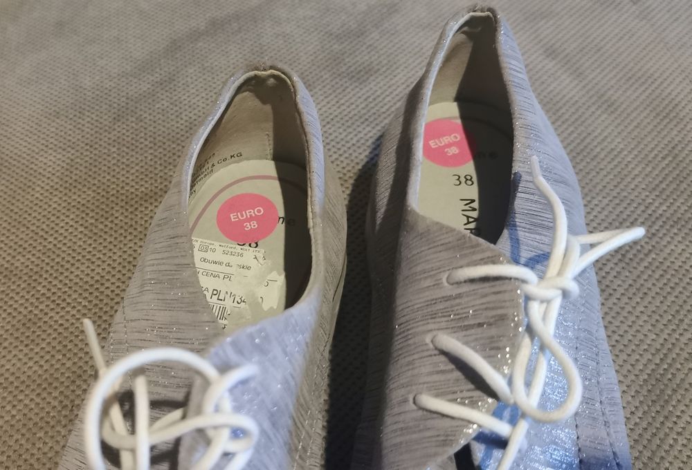 Buty damskie srebrne rozm. 38 Nowe!!!