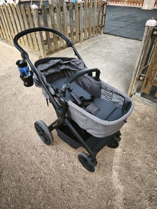 Carrinho bebe kinderkraft 3-1 quase como novo