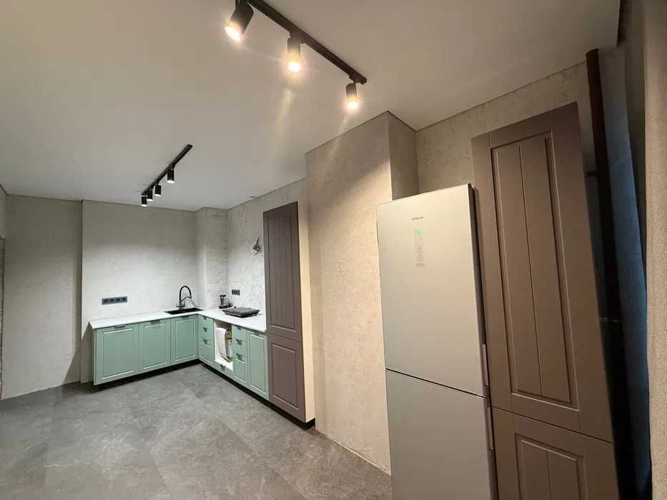 Ніхто не жив! Простора квартира з ремонтом. При вїзді. Газ.