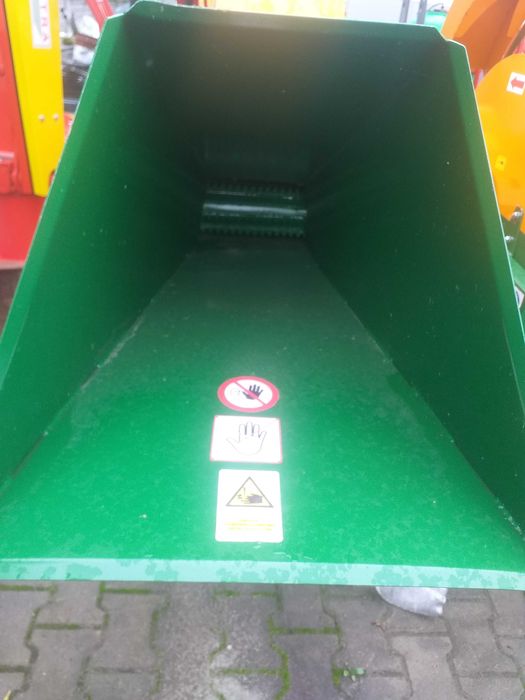 Rozdrabniacz SELMAR R16 do gałęzi NOWY Polski