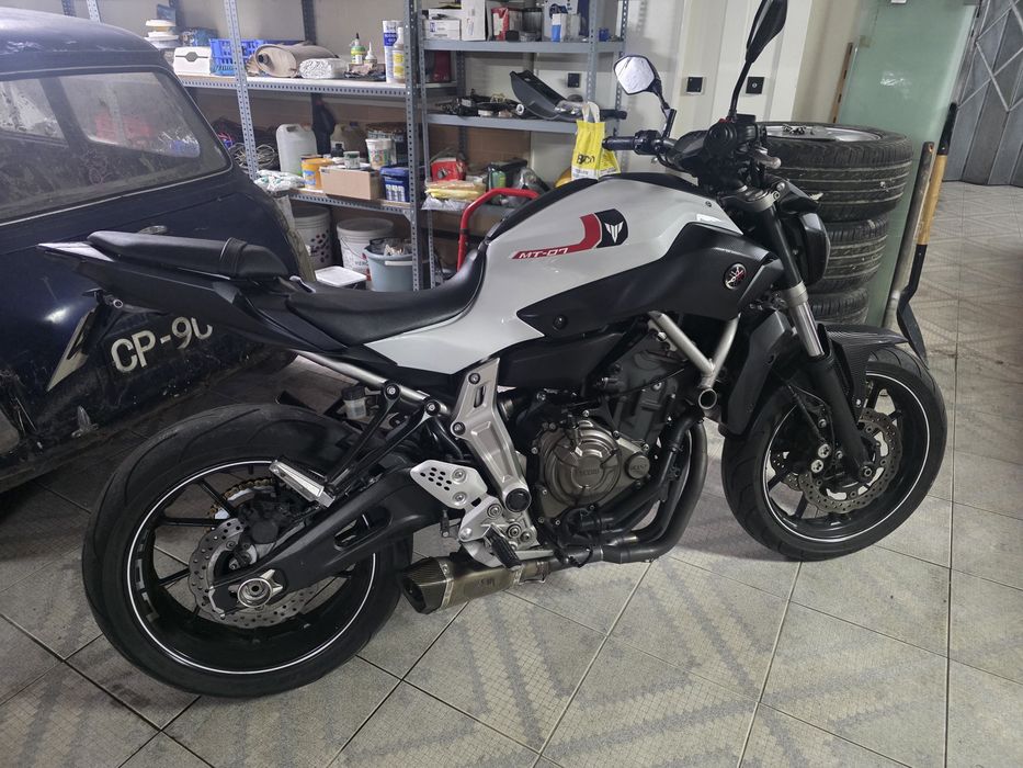 Yamaha mt07 2015