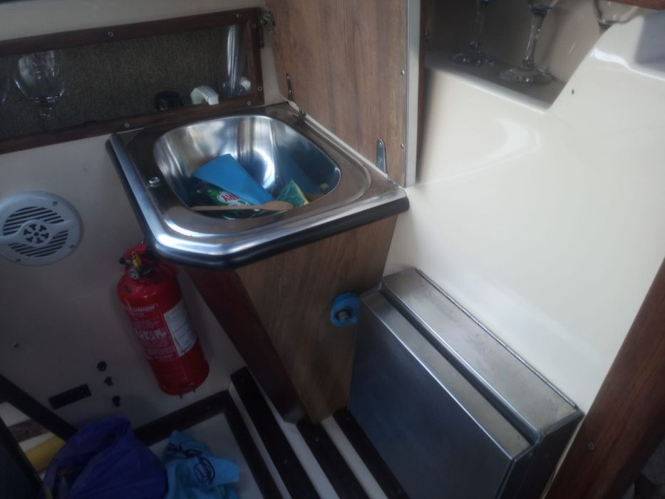 GLASTRON 29" Volvo penta D6( diesel)