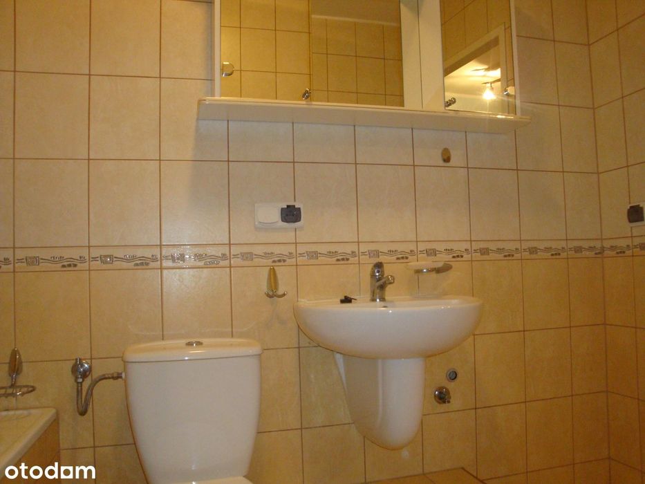 Rataje blok Chartowo 2-pokojowe 40,20 m2 cena 442000 zł.