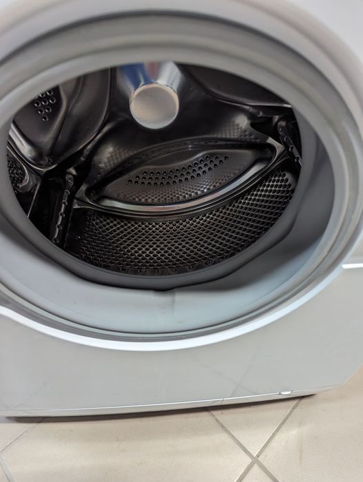 Стиральная машина  марки Bosch 46 см глубина