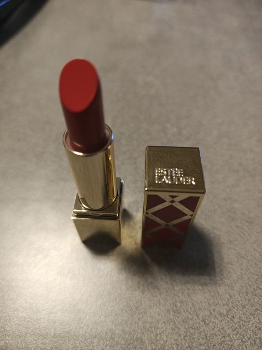 Pomadka Estée Lauder 520