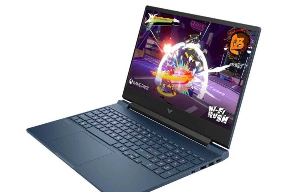 HP Victus Gaming 15" i5-13420H 16 GB/512 GB SSD/RTX 3050 SELADO CAIXA