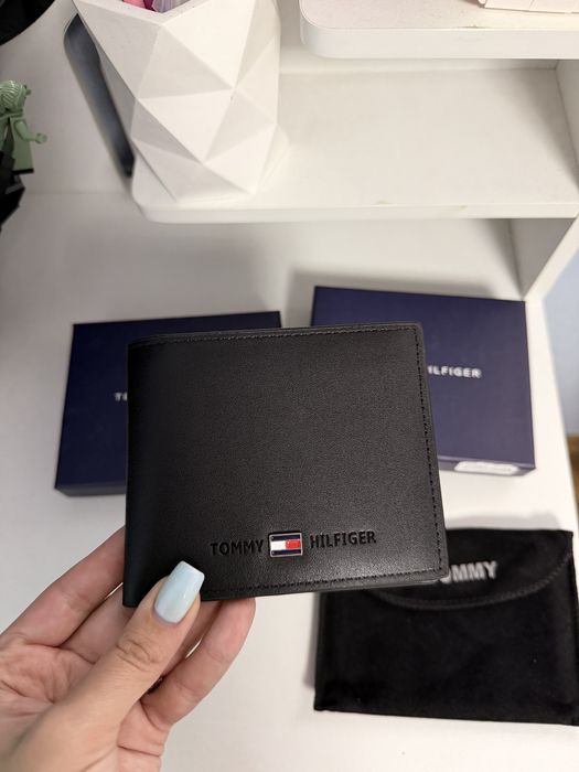 Чоловічий гаманець Tommy Hilfiger | Повний комплект | Стильний подарунок | 1499 грн Мужской кошелек