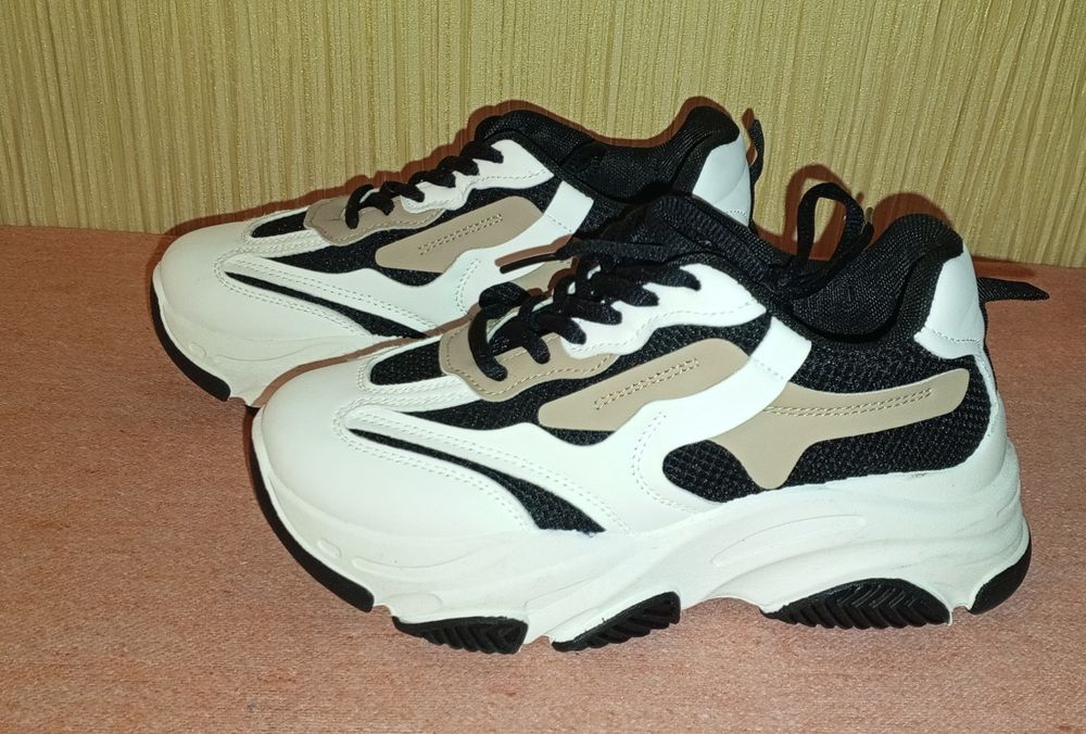 Кросівки кросовки -36 р