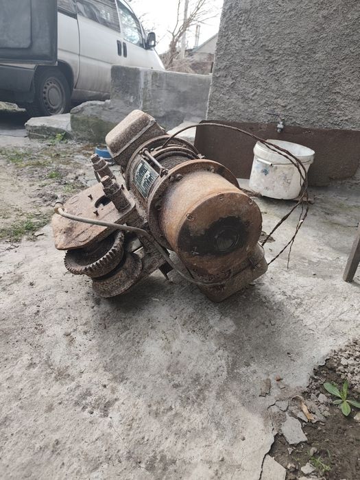 Продам срочно. Цену предлагайте.