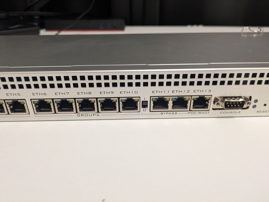 Router Mikrotik RB1100AHx4