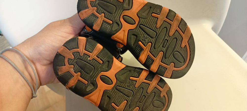 Sandały dla chłopca 24 BoBo Schoes. Polecam bardzo wygodne!