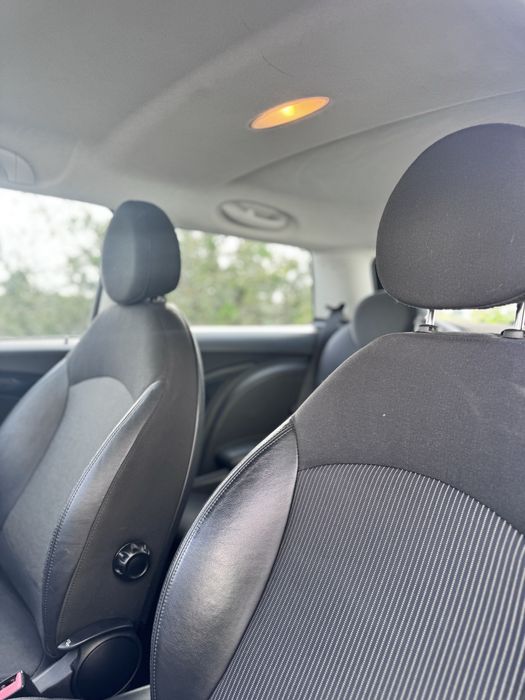 MINI ONE 1.6 i  de 2007 otimo estado 18 meses de garantia