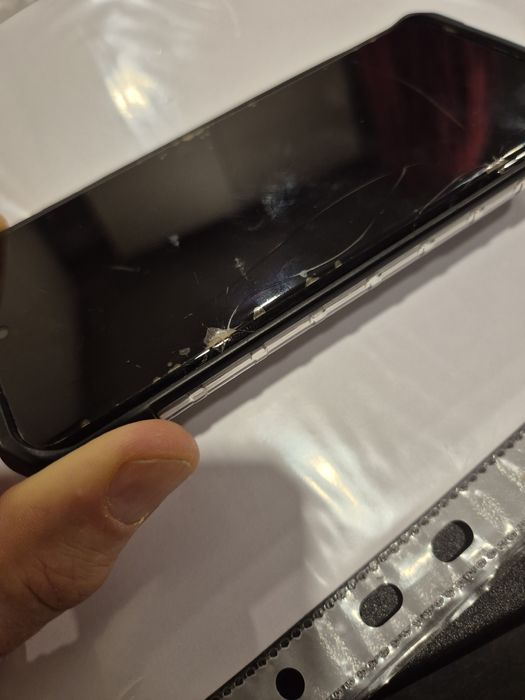 Samsung s20 komplet z etui UAG i szybka hartowana bez blokad