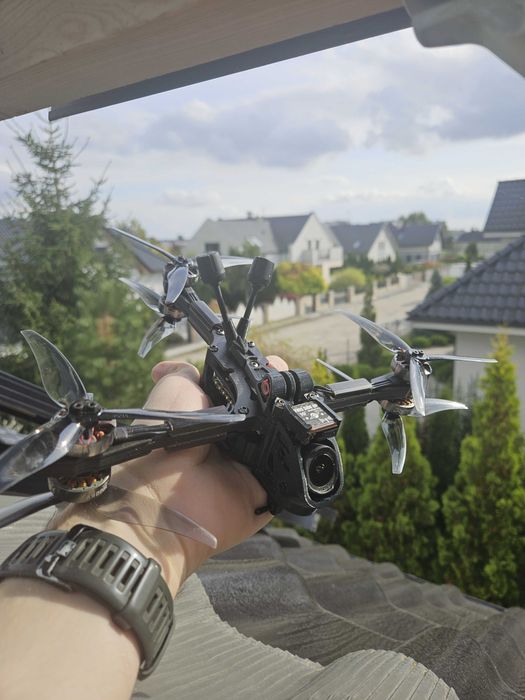 Dron FPV 5 cali Rekon Y6