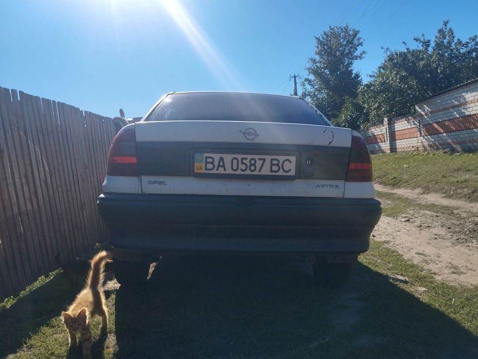 Продам Opel astra F