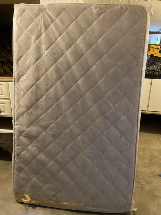 Vendo colchão ortopédico