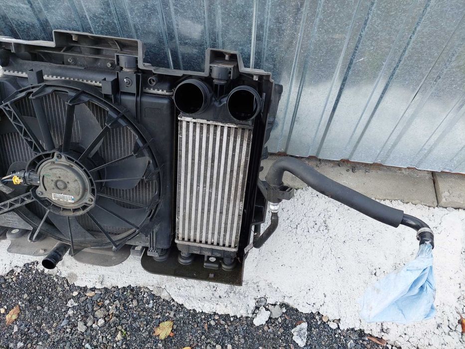 Peugeot 508 1.6 E-HDI THP Pas Przedni Kompletny chłodnice