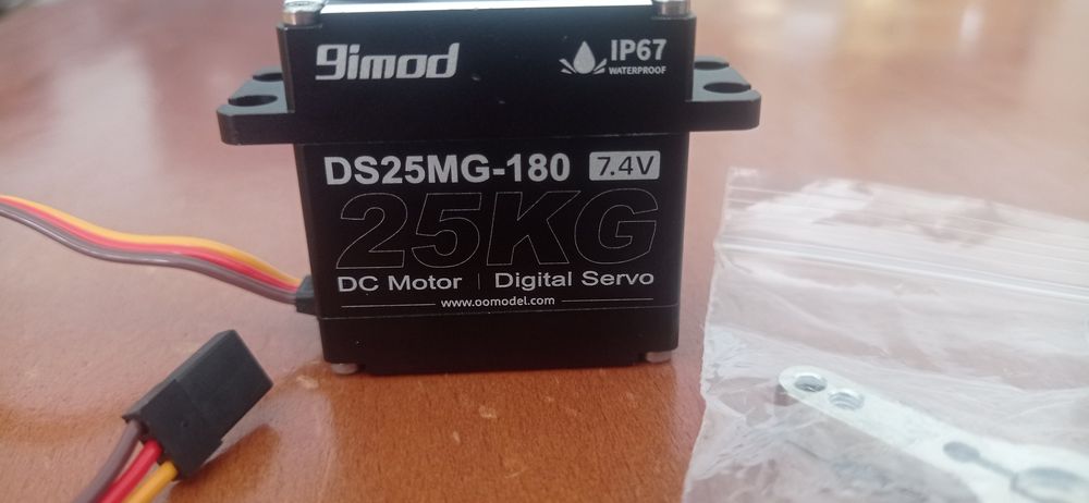 Servo digital  com assessórios