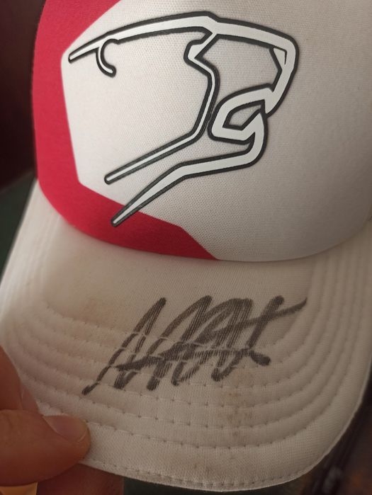 Boné assinado Miguel Oliveira