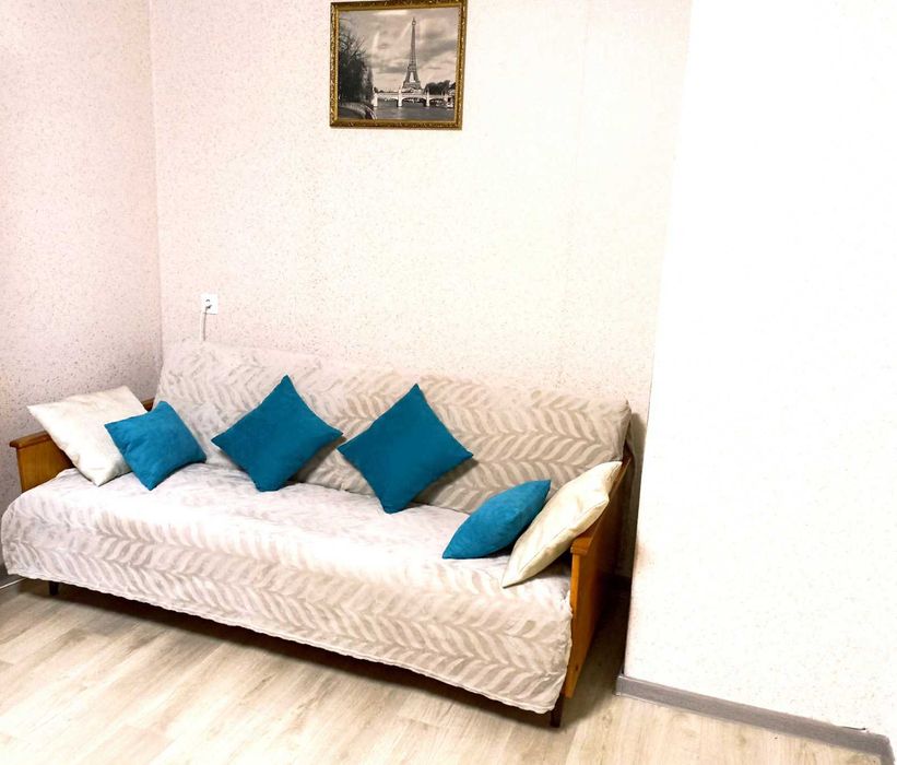 Світлі апартаменти в 100м від Софіївського парку  Автовокзал