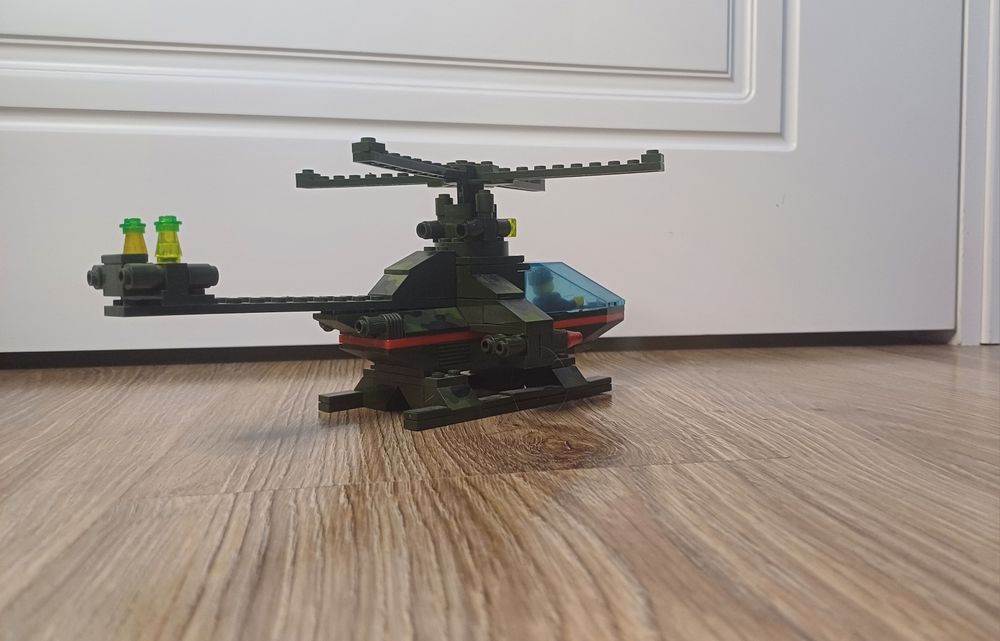 Конструктор Brick, вертоліт