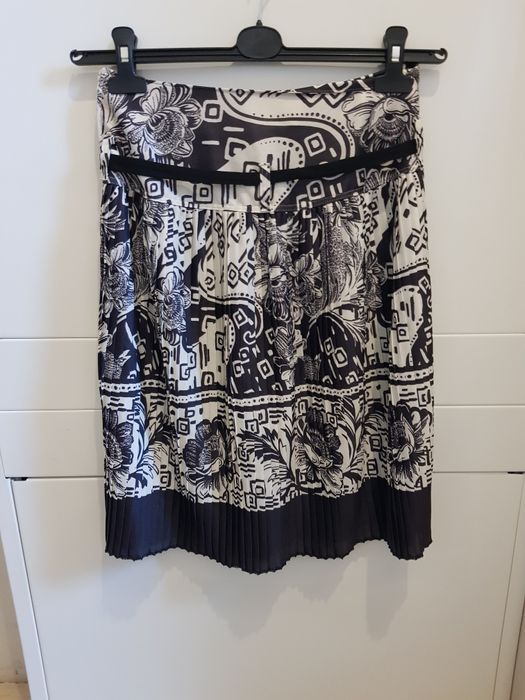 Plisowana spodnica S M