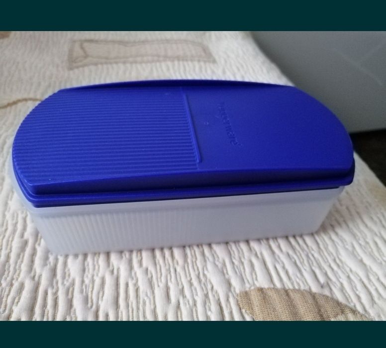 Sypkie 350 ml z kolekcji Tupperware niebieski