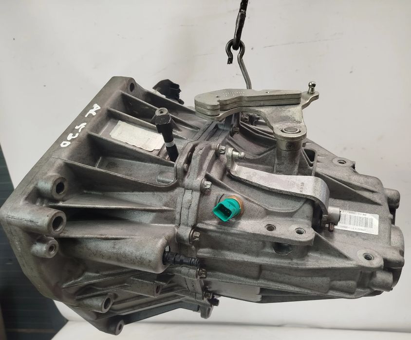 Caixa de velocidades manual NISSAN Qashqai II (J11)