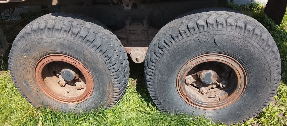 Причіп тракторний 1ПТС-9