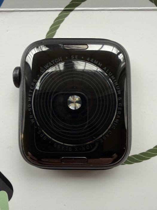Apple watch SE 44mm ідеальний стан